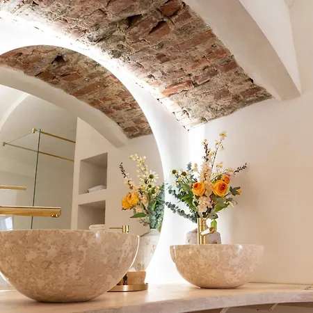 Апартаменты Church Lane Residences