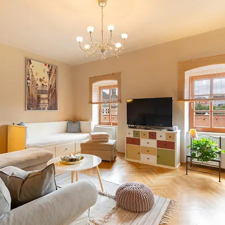 Appartamento Church Lane Residences *